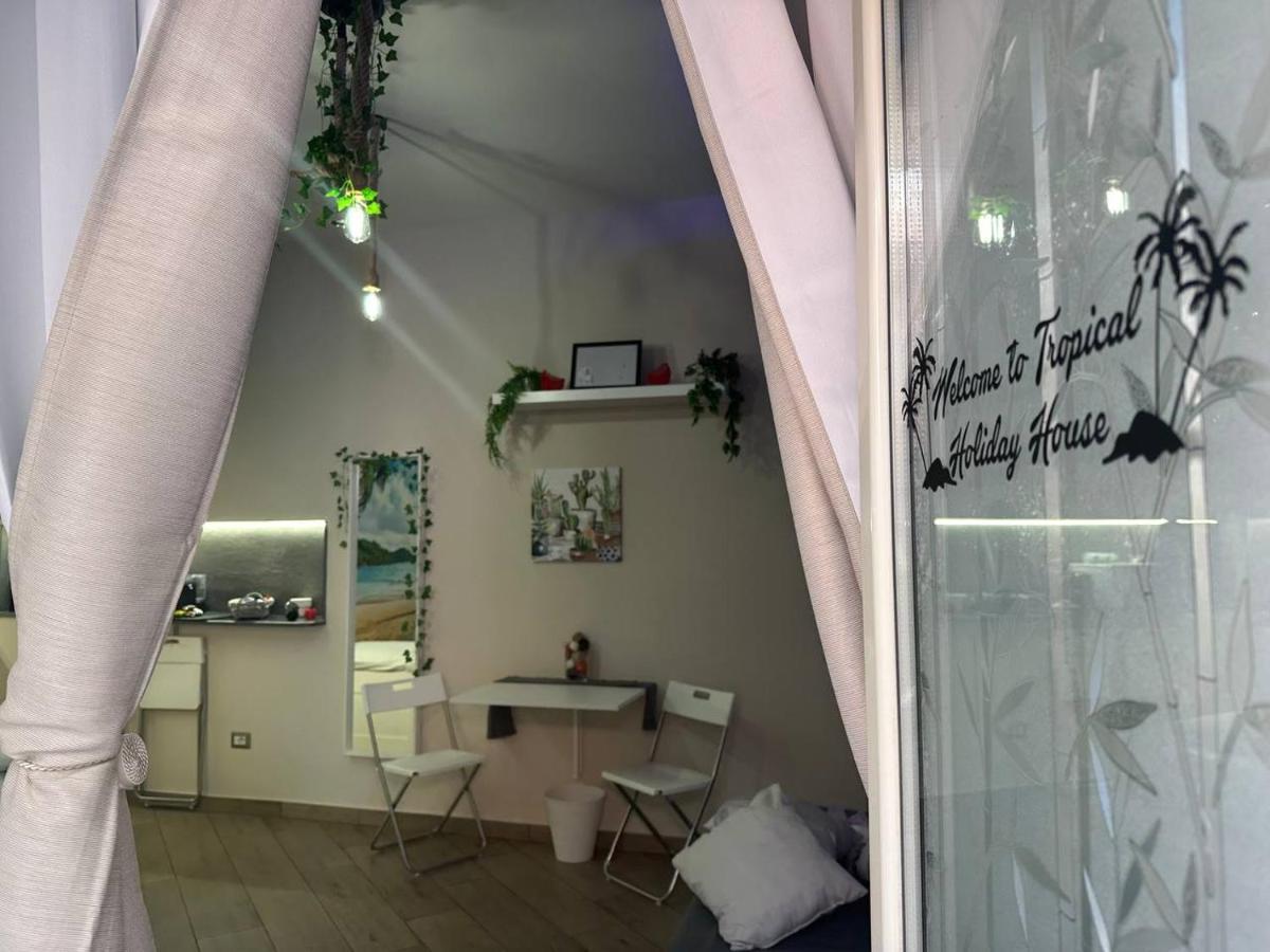 Tropical Holiday House 카타니아 외부 사진